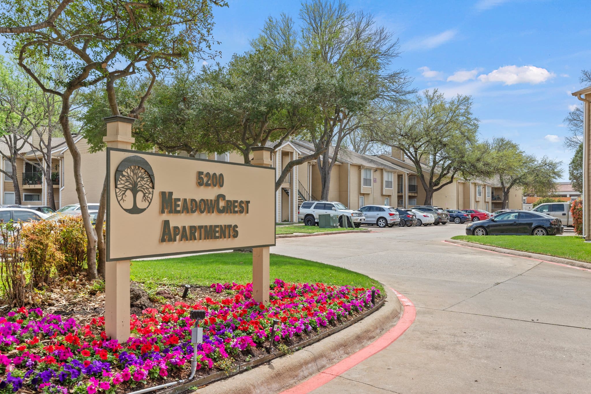 Meadowcrest Apartments